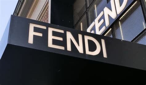 fendi sample sale nyc 2015|chicmi sample sales nyc.